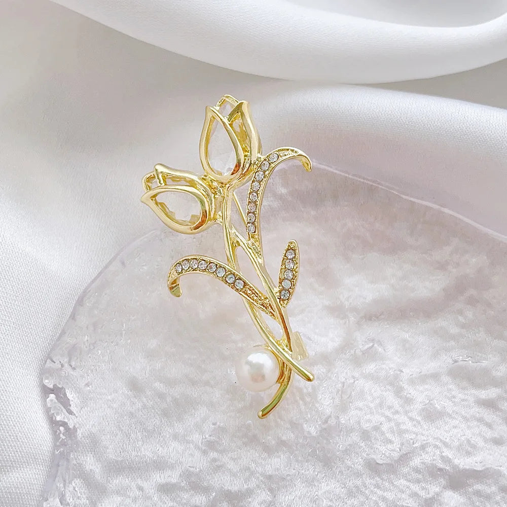 Tulip Flower Pearl Gala Brooch