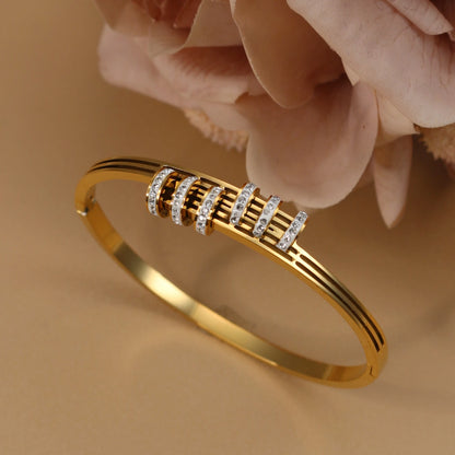 Hollow Crystal Half Face Bangle
