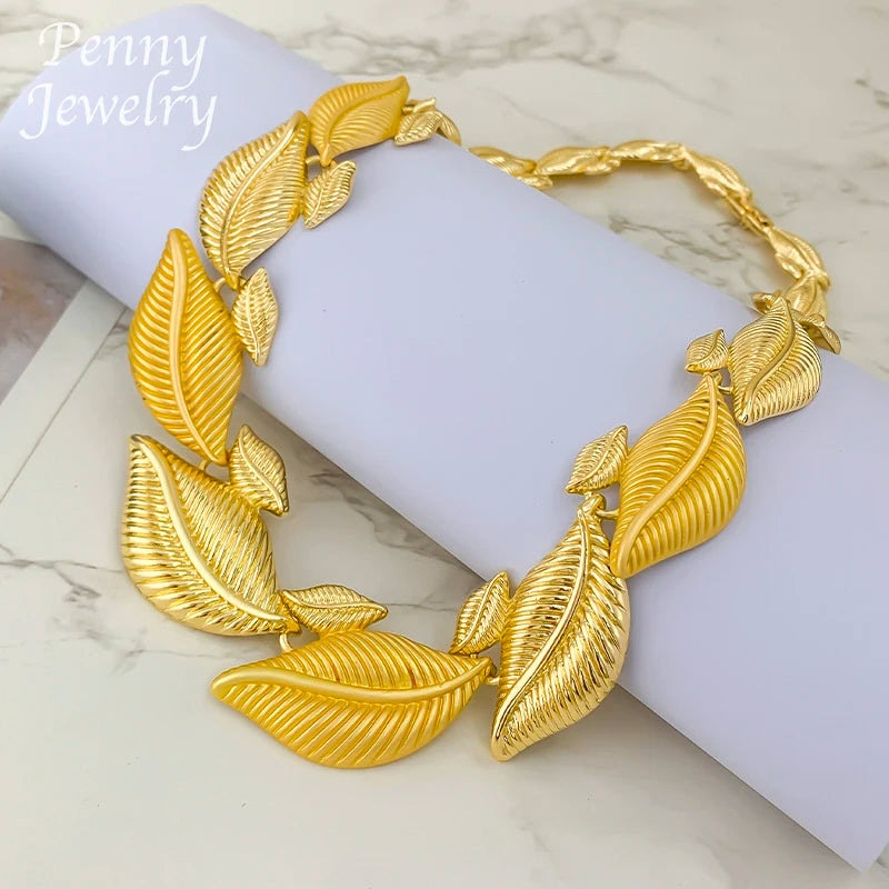 Leaf Shaped Gilded Choker Set