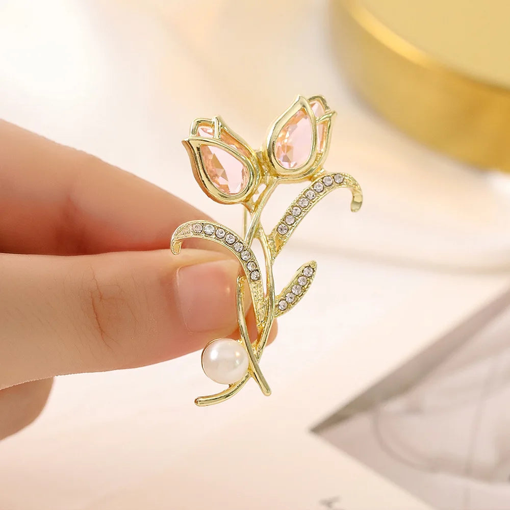 Tulip Flower Pearl Gala Brooch
