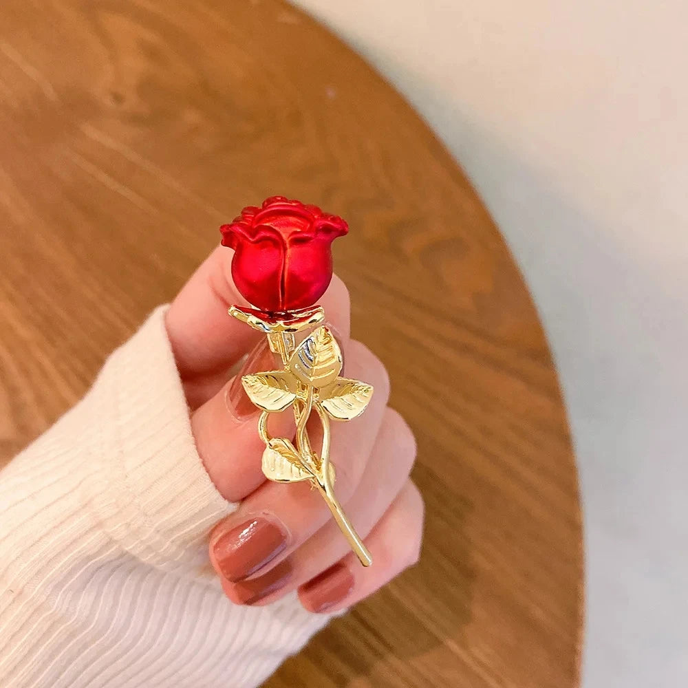 Tulip Flower Pearl Gala Brooch