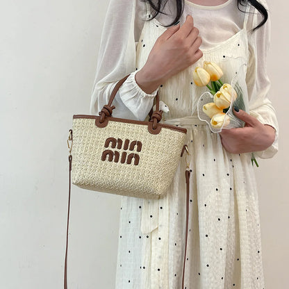 Embroidered Thread Beach Artisan Bag