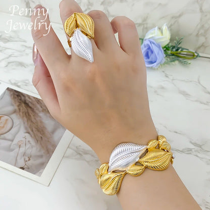 Leaf Shaped Gilded Choker Set