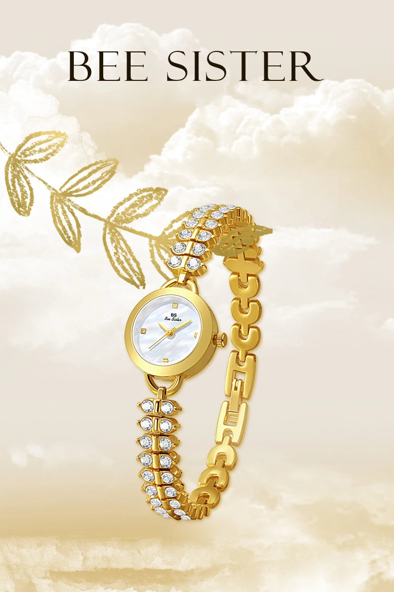 Gold Small Chain Quartz Timepiece