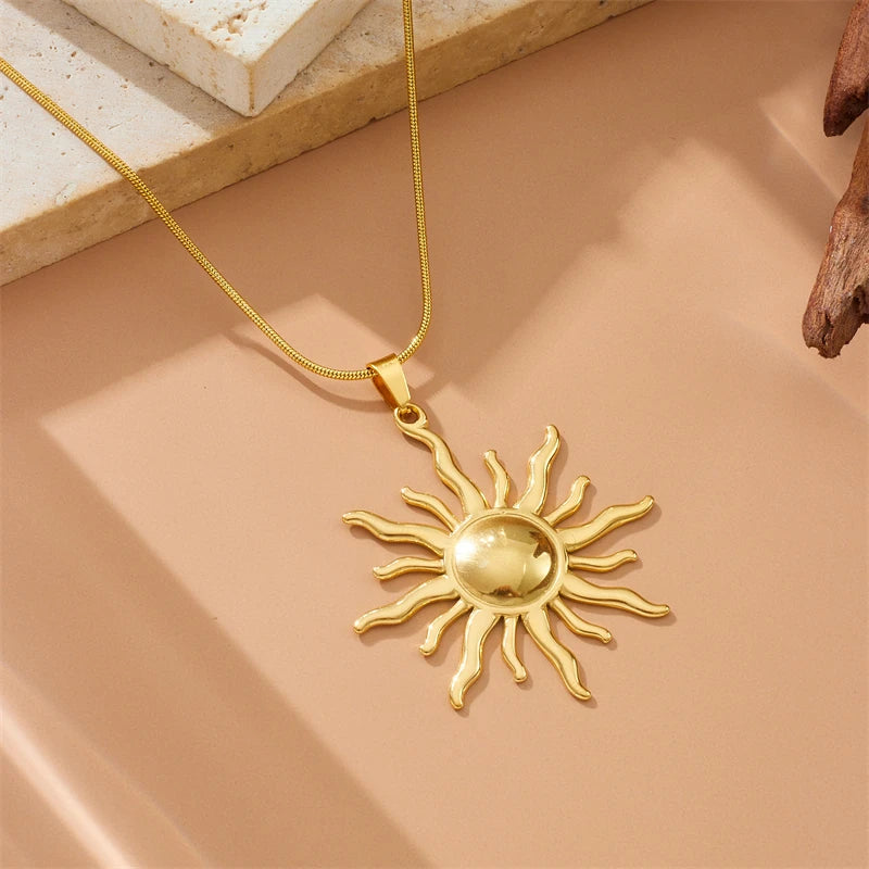 Solar Concise Sun Pendant Necklace
