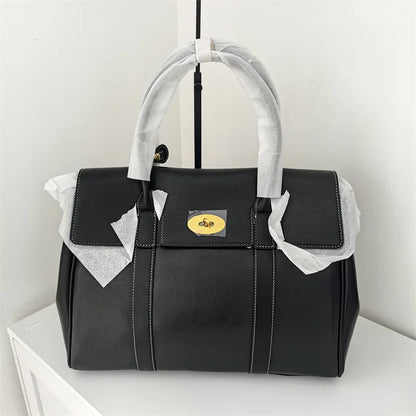Soft Grain Essential Daily Handbag