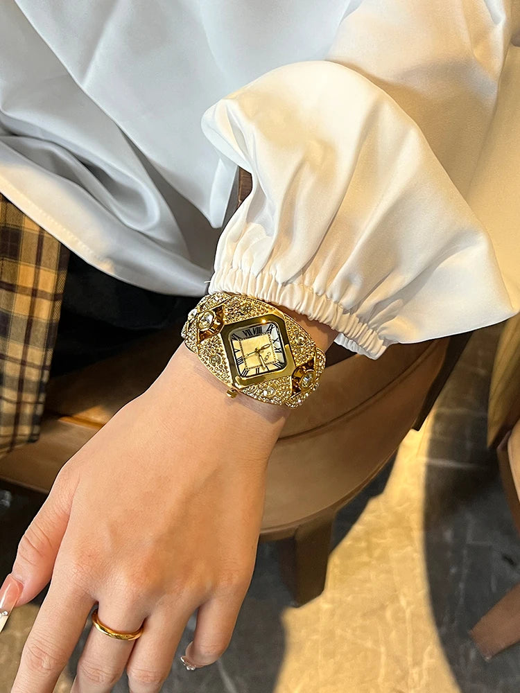 Roman Full Diamond Inlaid Watch