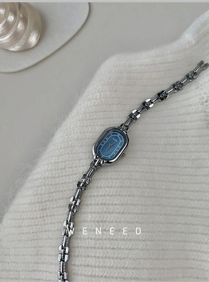 Beimu Small Round Bracelet Watch