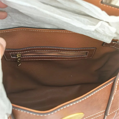 Soft Grain Essential Daily Handbag