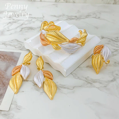 Leaf Shaped Gilded Choker Set