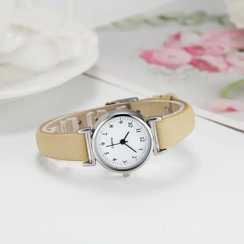 Petite Leather Classic Round Watch
